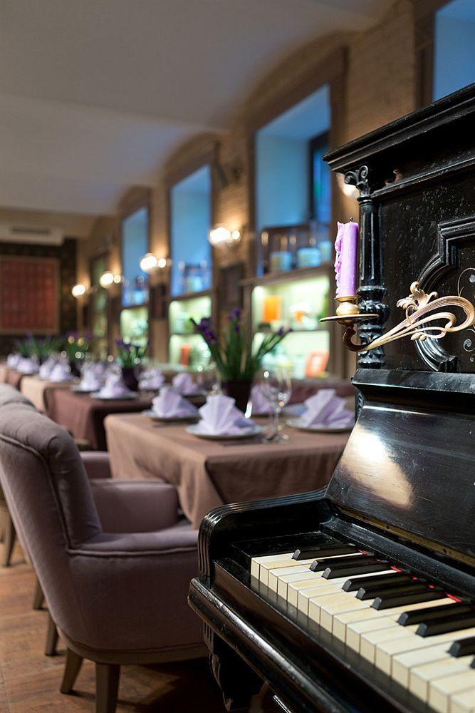 Hotel 19 Harkiv Dış mekan fotoğraf