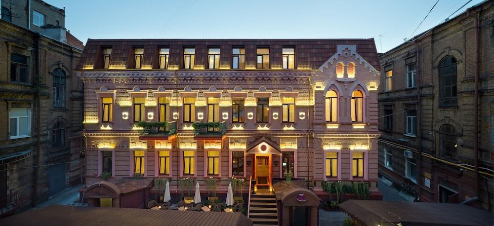 Hotel 19 Harkiv Dış mekan fotoğraf