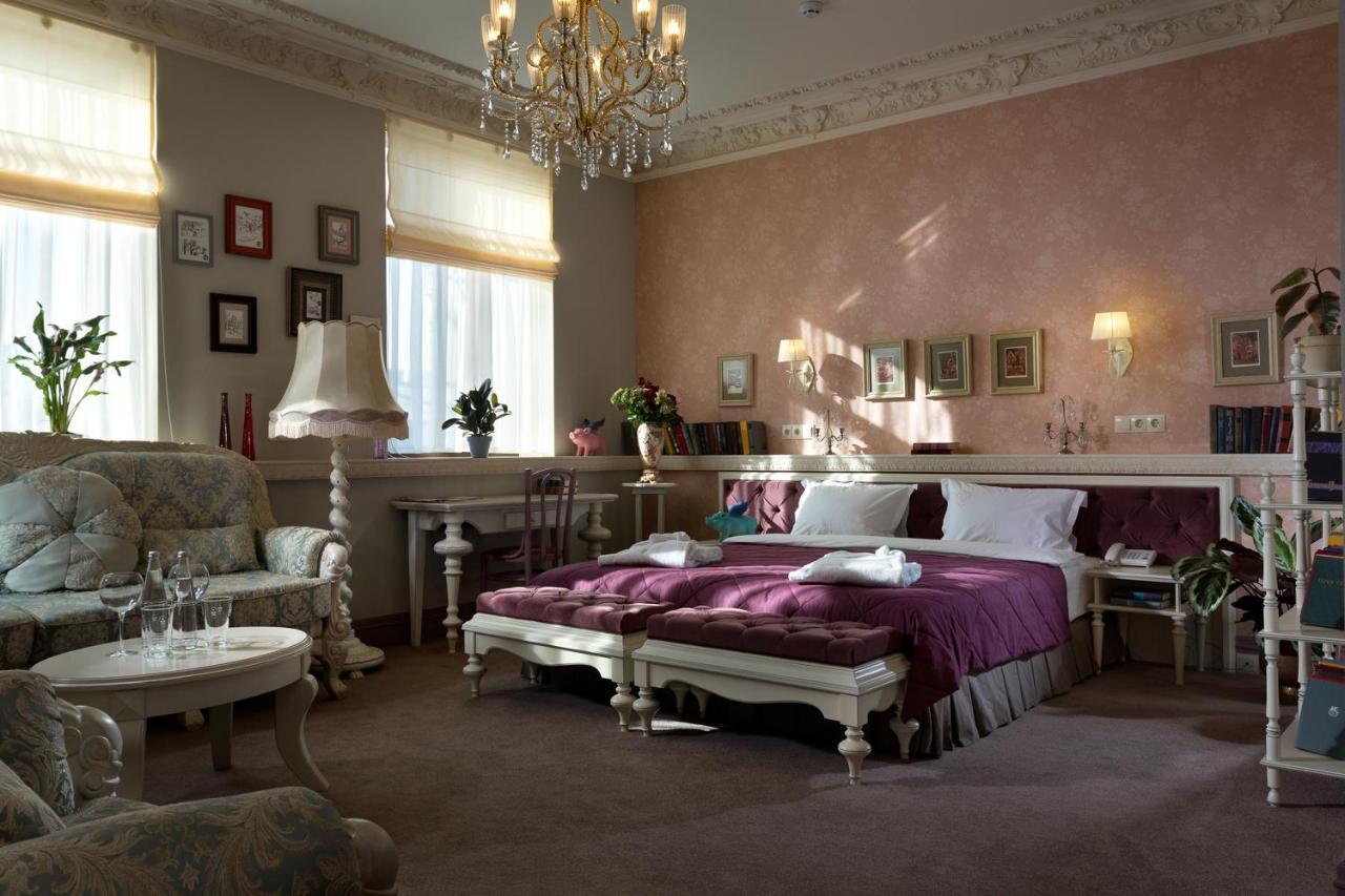 Hotel 19 Harkiv Dış mekan fotoğraf