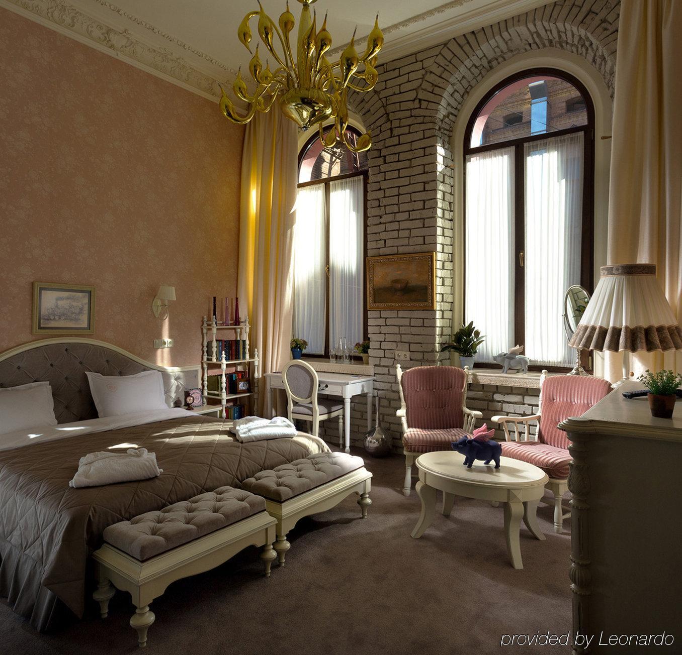 Hotel 19 Harkiv Dış mekan fotoğraf
