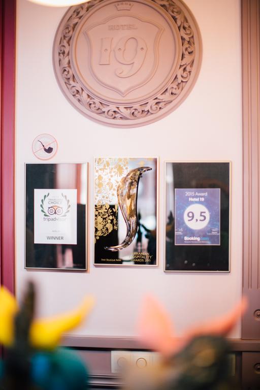 Hotel 19 Harkiv Dış mekan fotoğraf