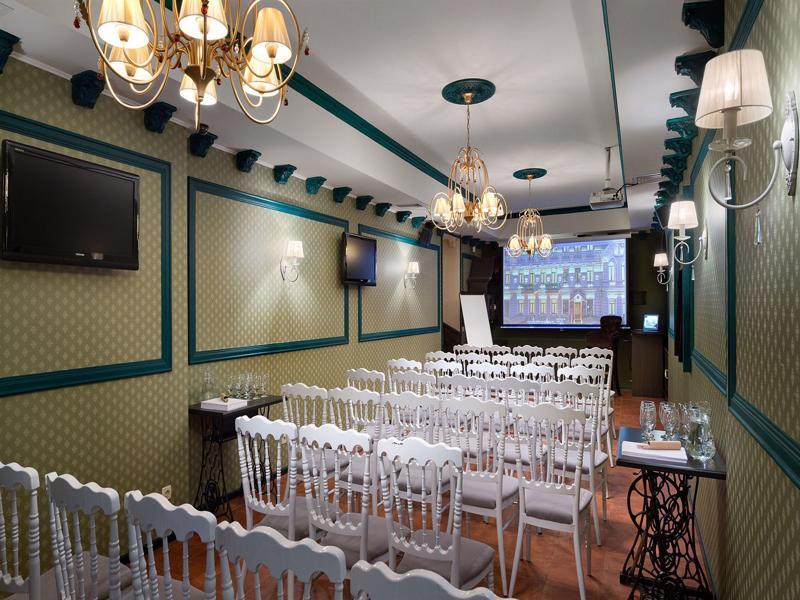 Hotel 19 Harkiv Dış mekan fotoğraf